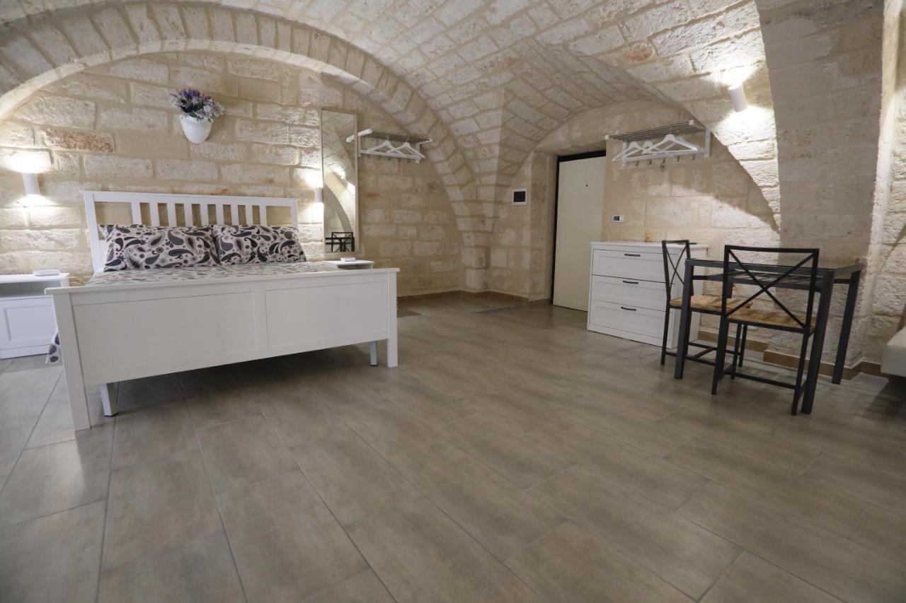 Due Passi Dal Borgo Antico 3 Apartment Bari Exterior foto